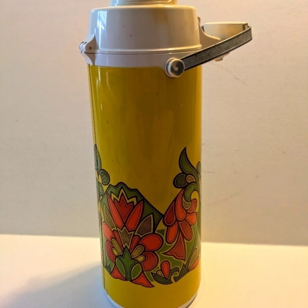 Vintage “The Peacock Co” Thermos